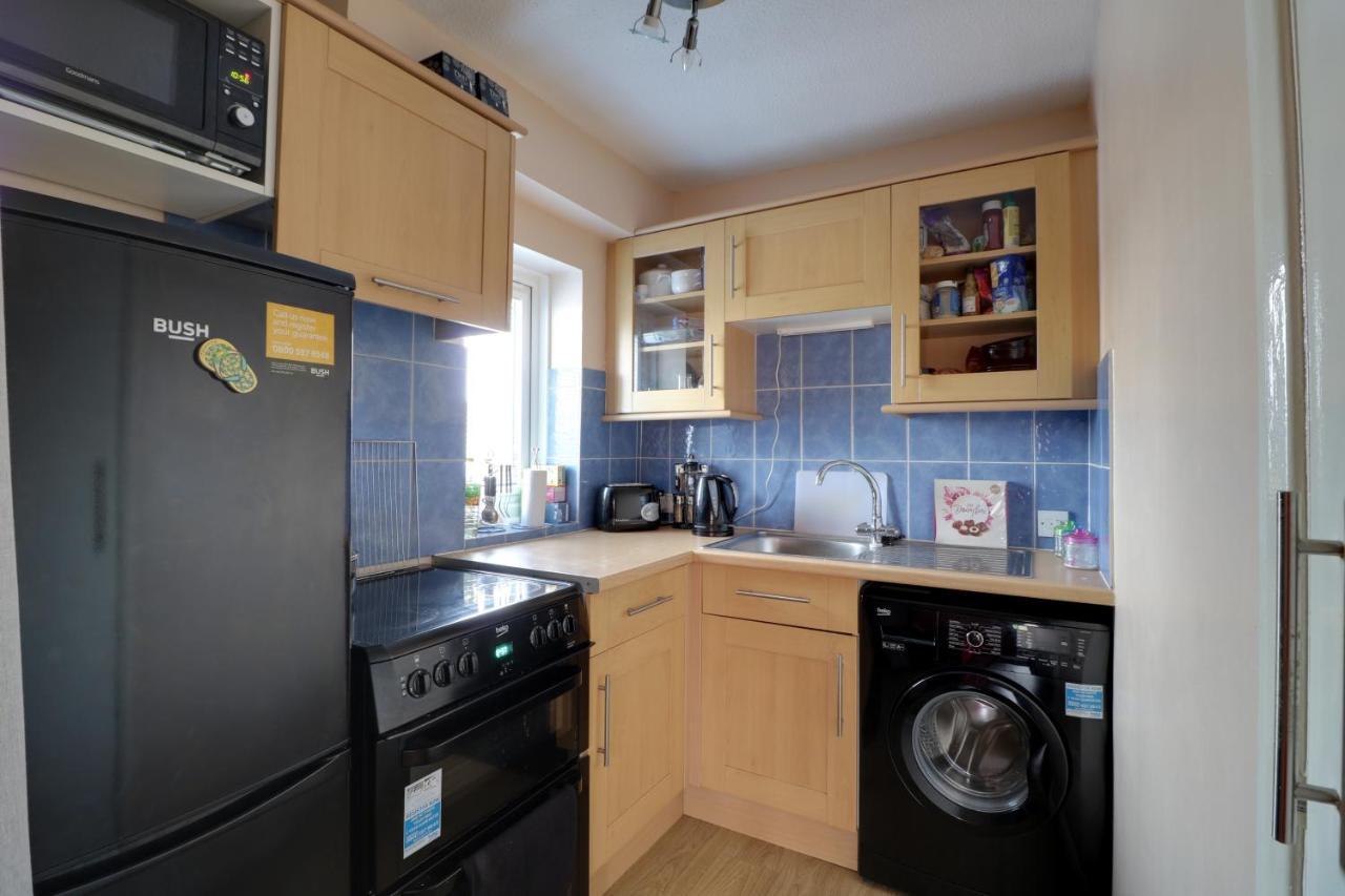 Luxury Studio Apartment Northolt  Екстериор снимка